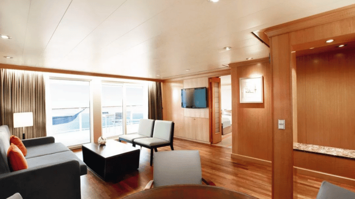 Marella Cruises Marella Explorer 2 Accommodation Royal Suite.png
